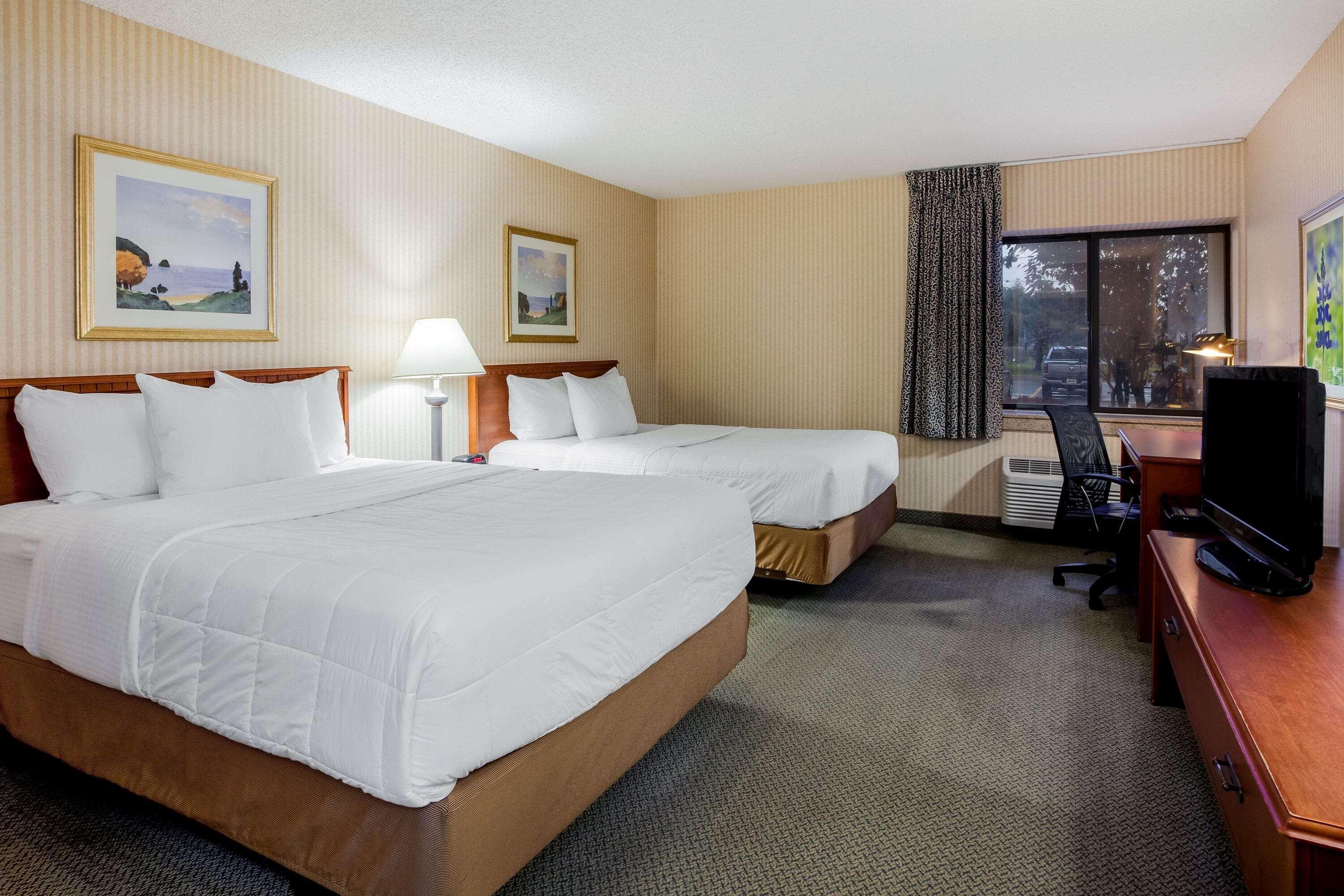 La Quinta Inn By Wyndham Detroit Southgate Exterior photo